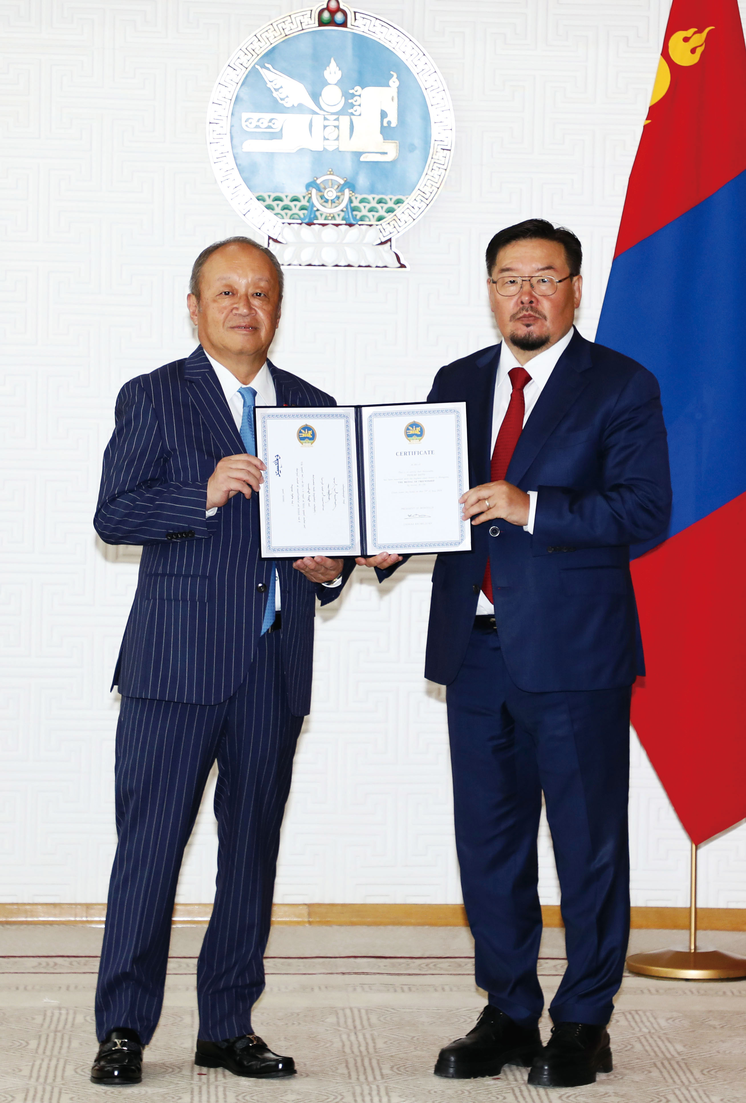 At the Mongolian Parliament building, together with Mr. Gombojav Zandanshatar (right), the Mongolian President’s Chief of Staff