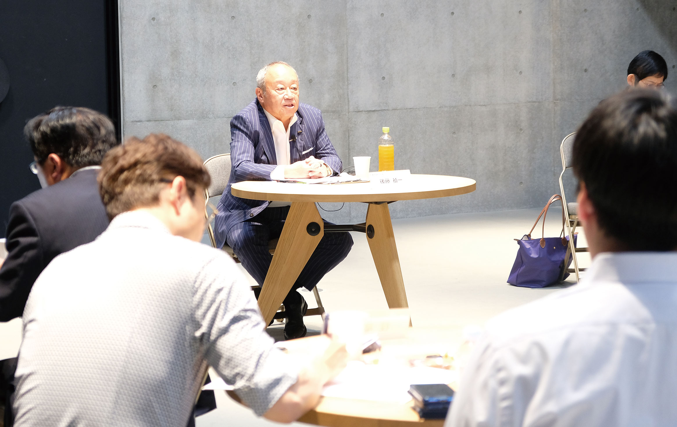 Small meeting with sell-side analysts